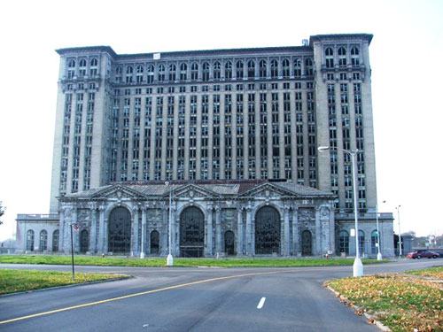 Abandoned Michigan Central Station (Detroit)
