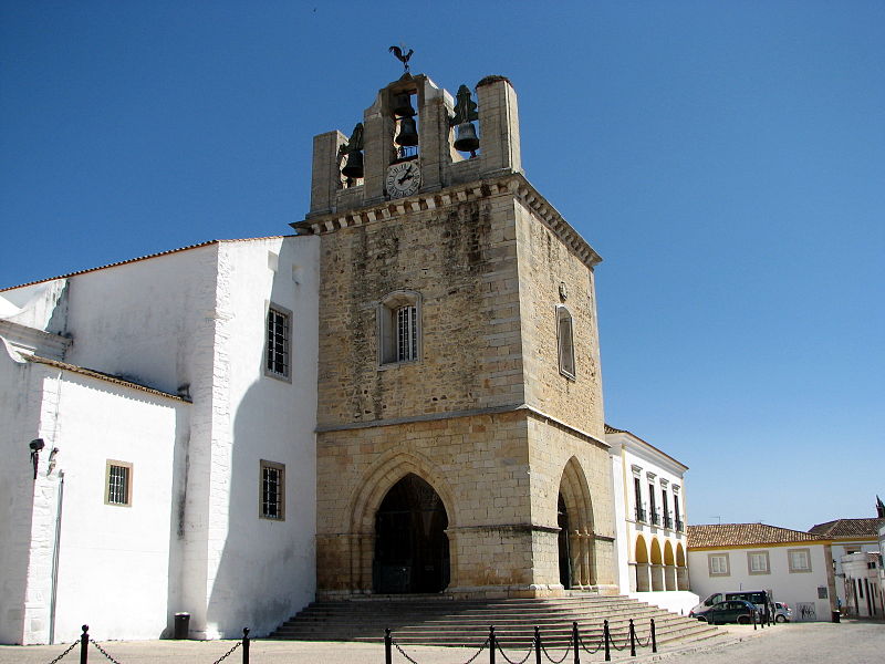 Faro Cathedral is a popular tourist spot