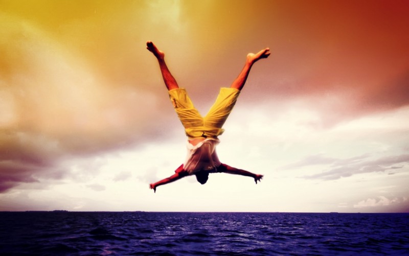 guy-jumping-head-first-ocean-3702176604_f10aabe695_o