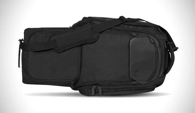 Hylete 6-in-1 40L Backpack (Extended Duffle Mode)