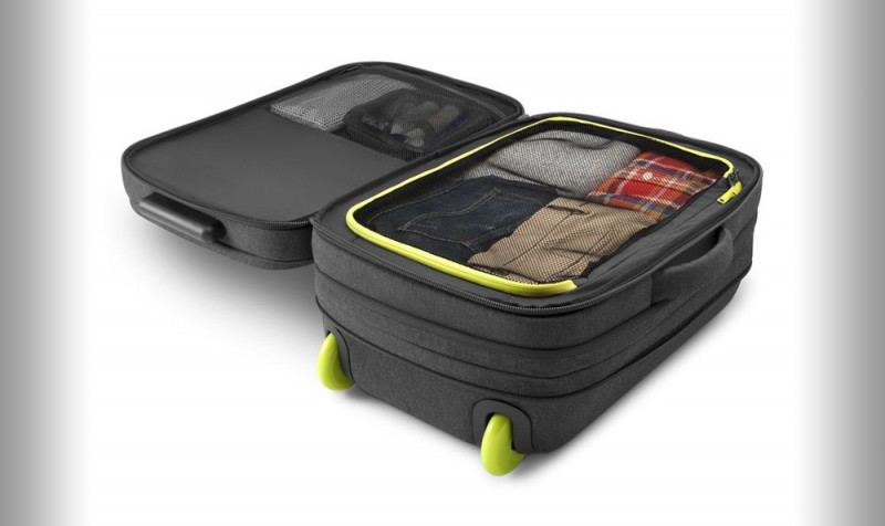 Incase EO Roller Carry-on (open)
