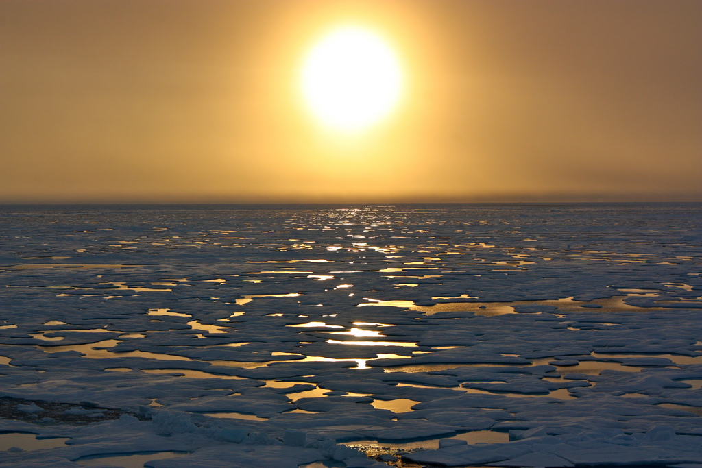 Sunset in the Arctic (Chukchi Sea)