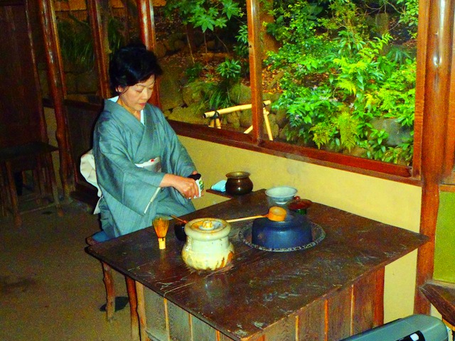Traditional Tea Ceremony at Happo-en, Tokyo, Japan Traditional Tea Ceremony at Happo-en, Tokyo, Japan