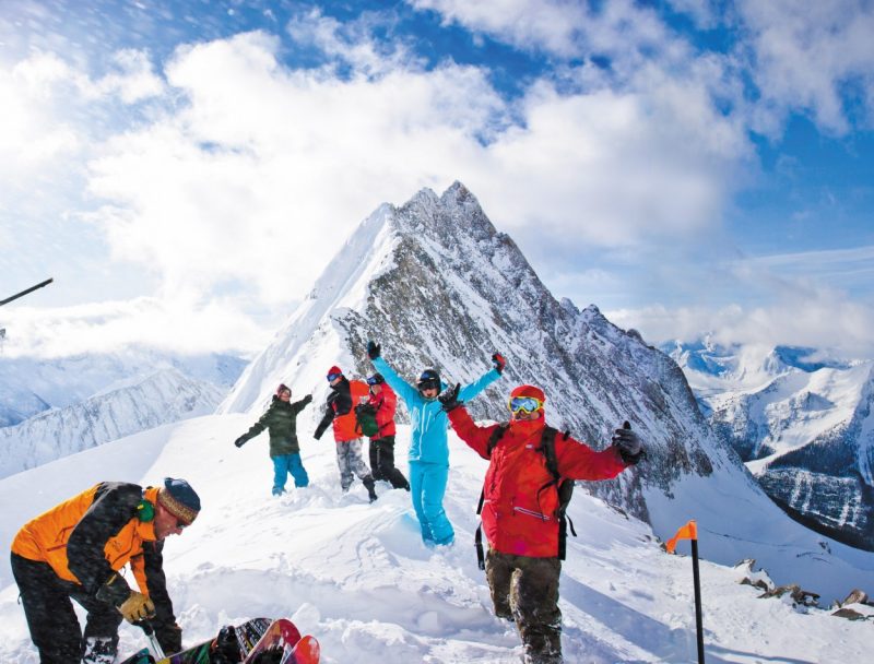 Heli-Skiing Panorama Ski Resort in British Columbia, Canada